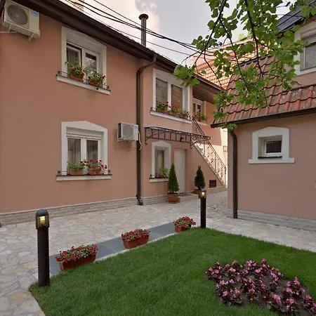 Jevtic Apartment *